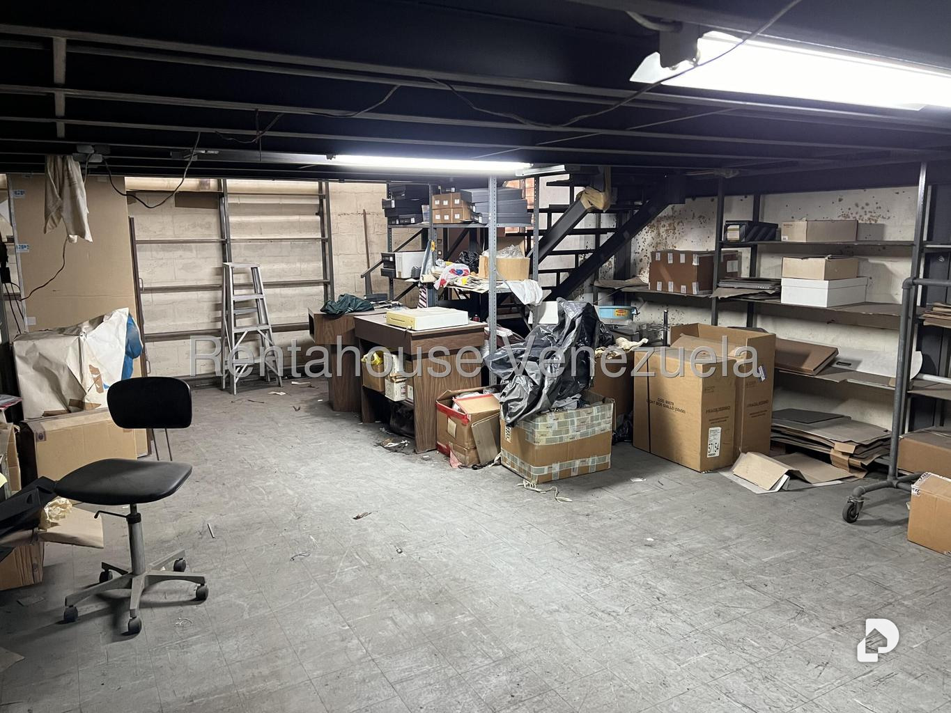 Warehouse in Los Cortijos de Lourdes, Caracas – 9
