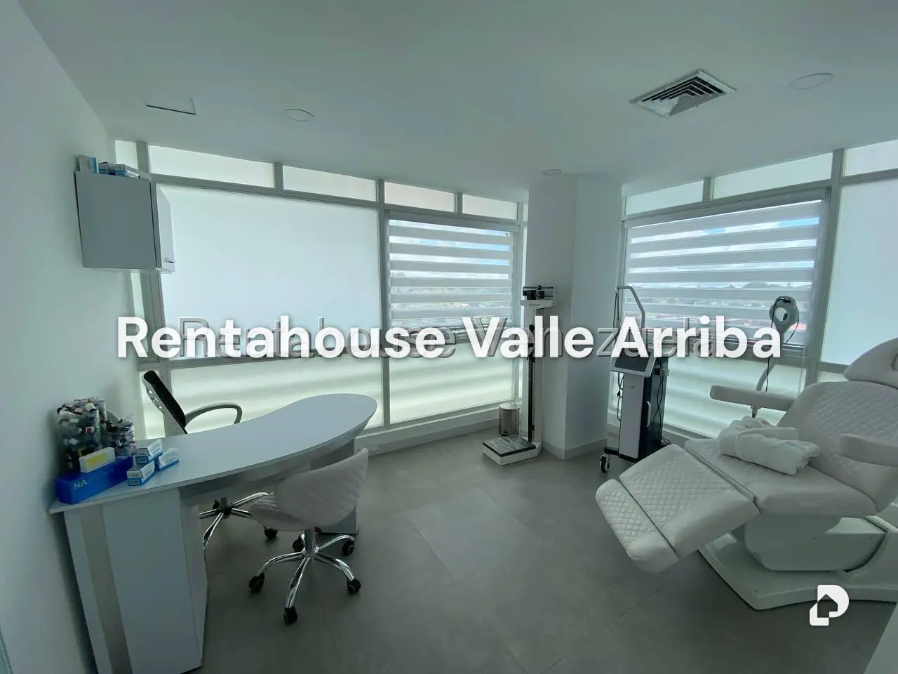 Local comercial en El Hatillo, Caracas – 13