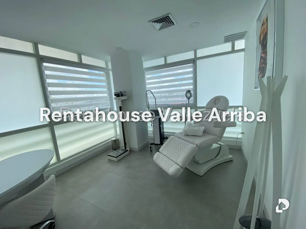 Local comercial en El Hatillo, Caracas – 14