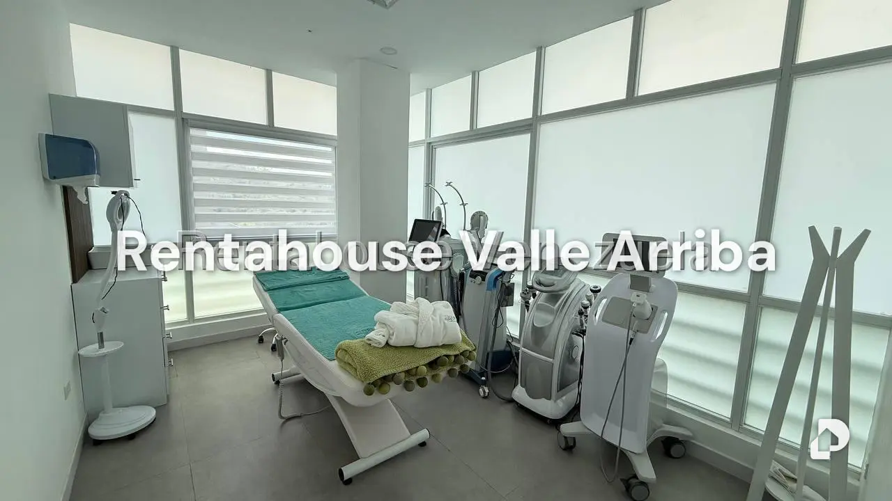 Local comercial en El Hatillo, Caracas – 25