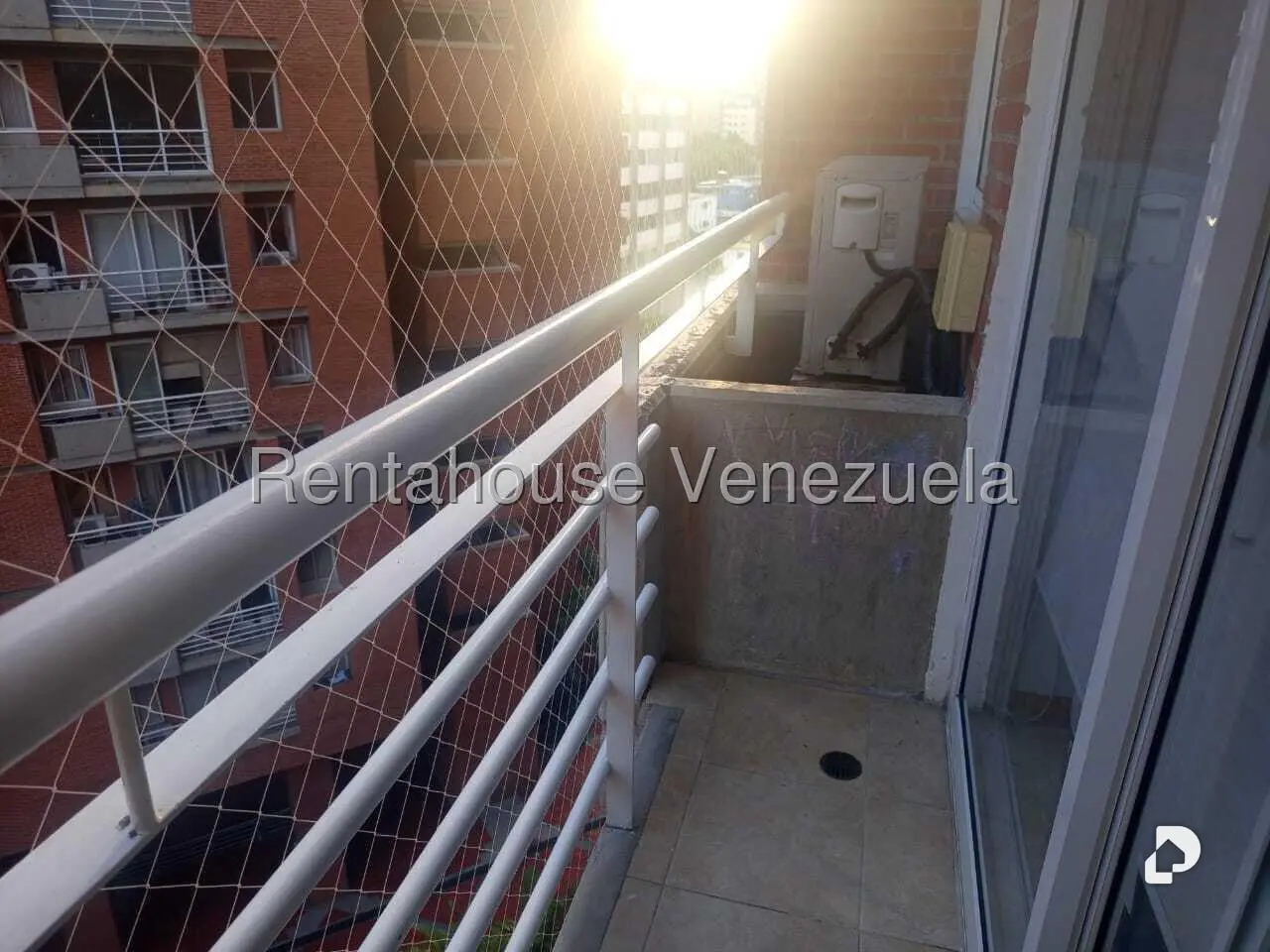 Apartamento en Boleíta Norte, Caracas – 18