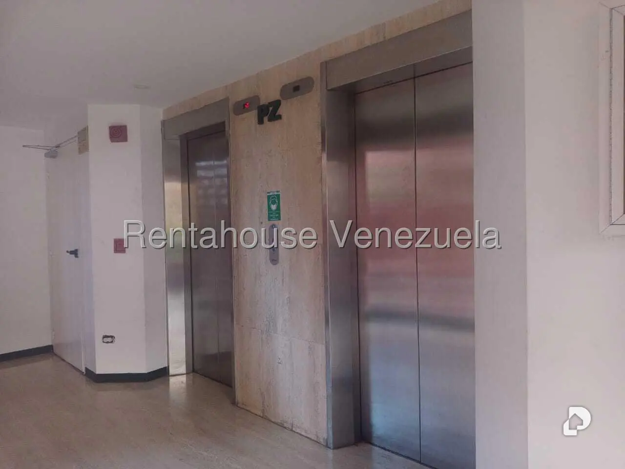Apartamento en Boleíta Norte, Caracas – 23