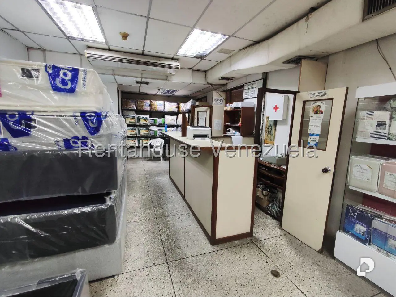 Local comercial en Boleíta Norte, Caracas – 26