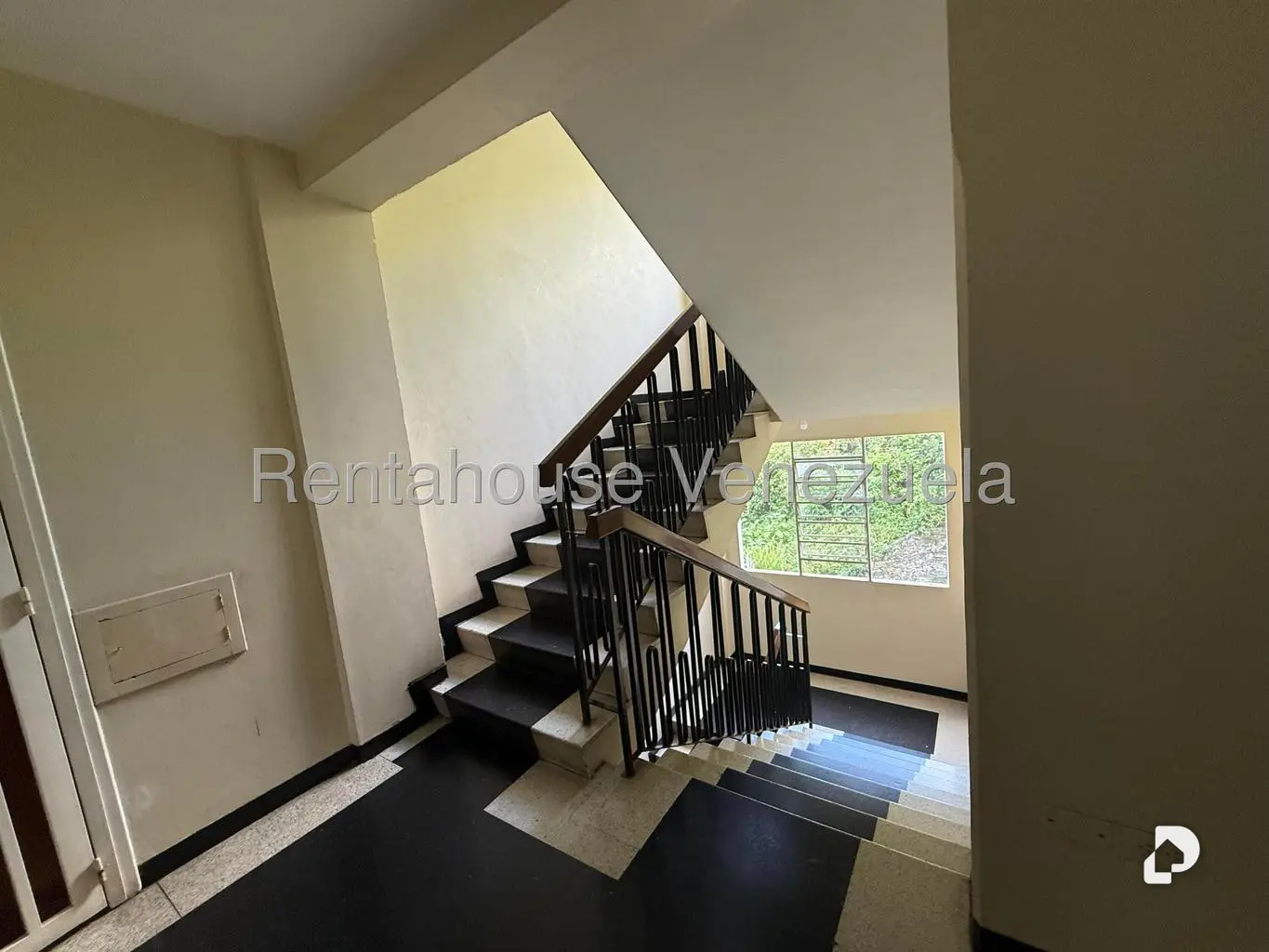 Apartamento en Vista Alegre, Caracas – 10