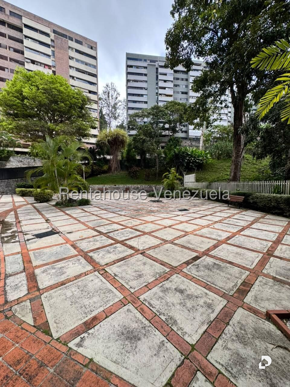 Apartamento en Los Naranjos (del Cafetal), Caracas – 36
