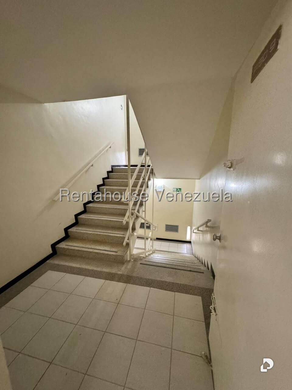 Apartamento en Los Naranjos (del Cafetal), Caracas – 34