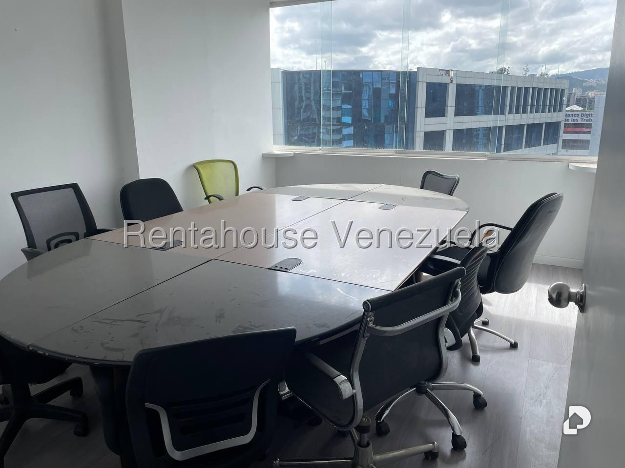 Oficina en El Rosal, Caracas