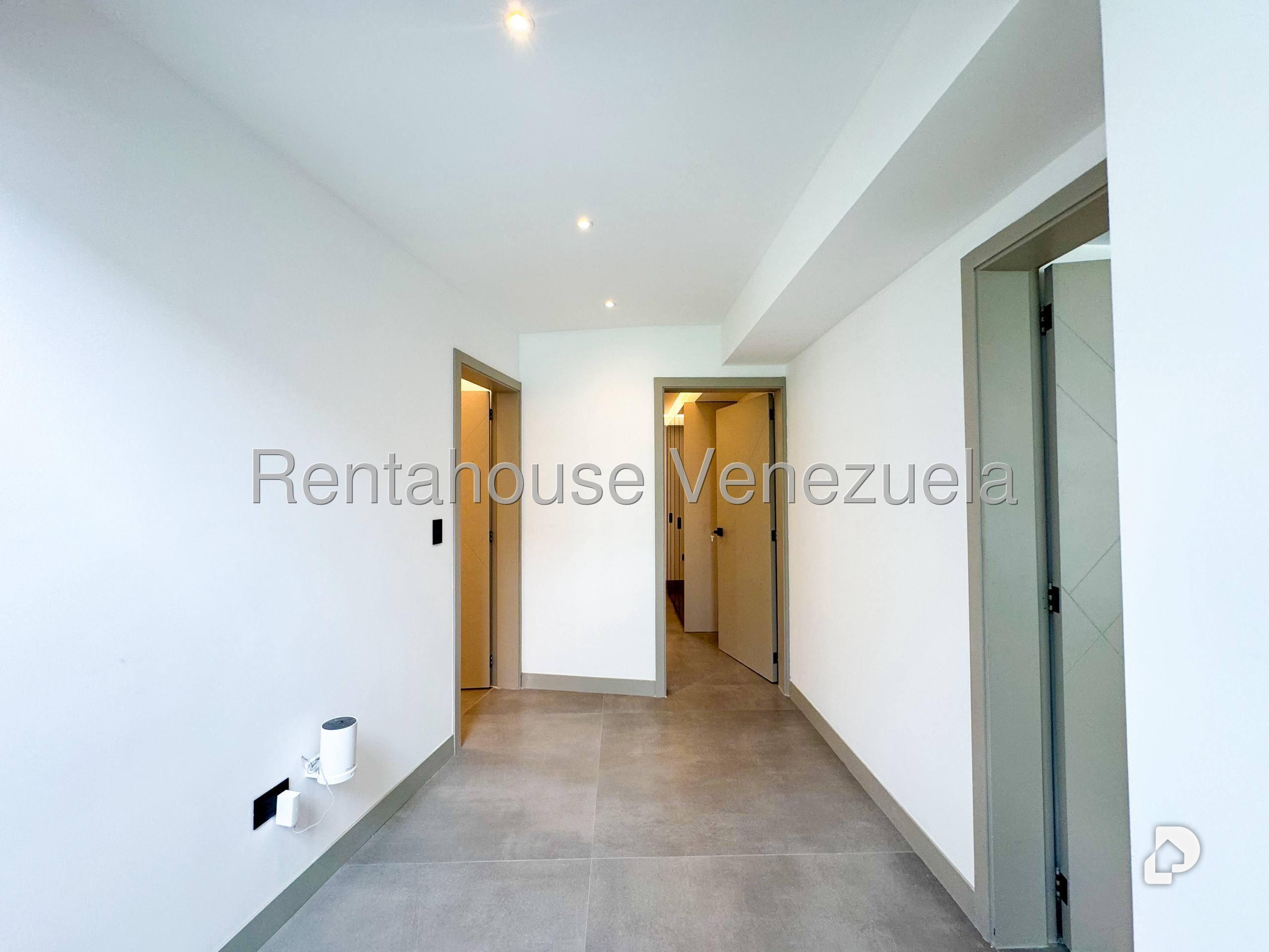 Apartment in Lomas de Chuao, Caracas – 24
