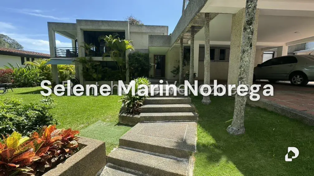 House in Colinas de Tamanaco, Caracas – 2