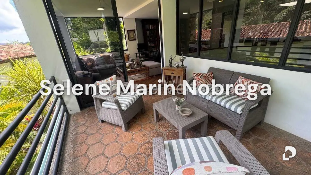 House in Colinas de Tamanaco, Caracas – 12