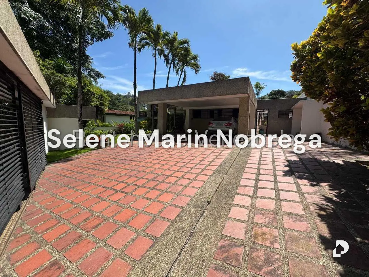 House in Colinas de Tamanaco, Caracas – 3