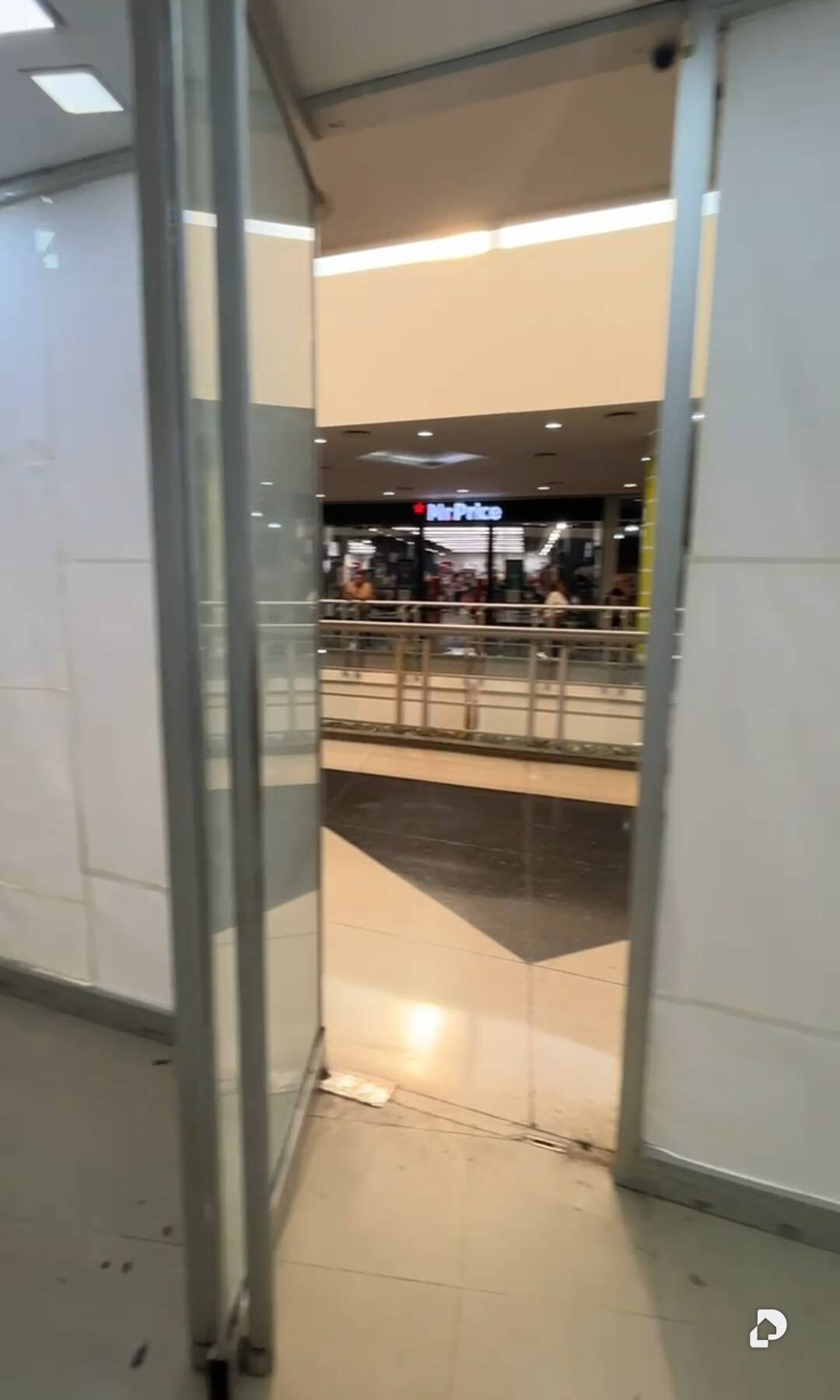 Local comercial en Avenida Goajira, Maracaibo – 1