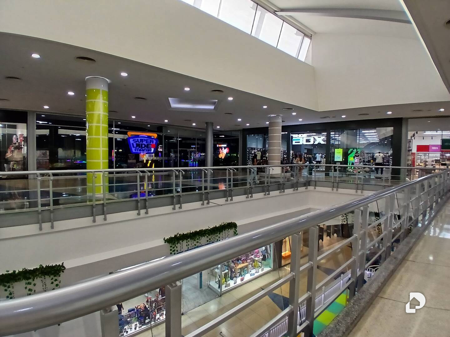 Local comercial en Avenida Goajira, Maracaibo – 12