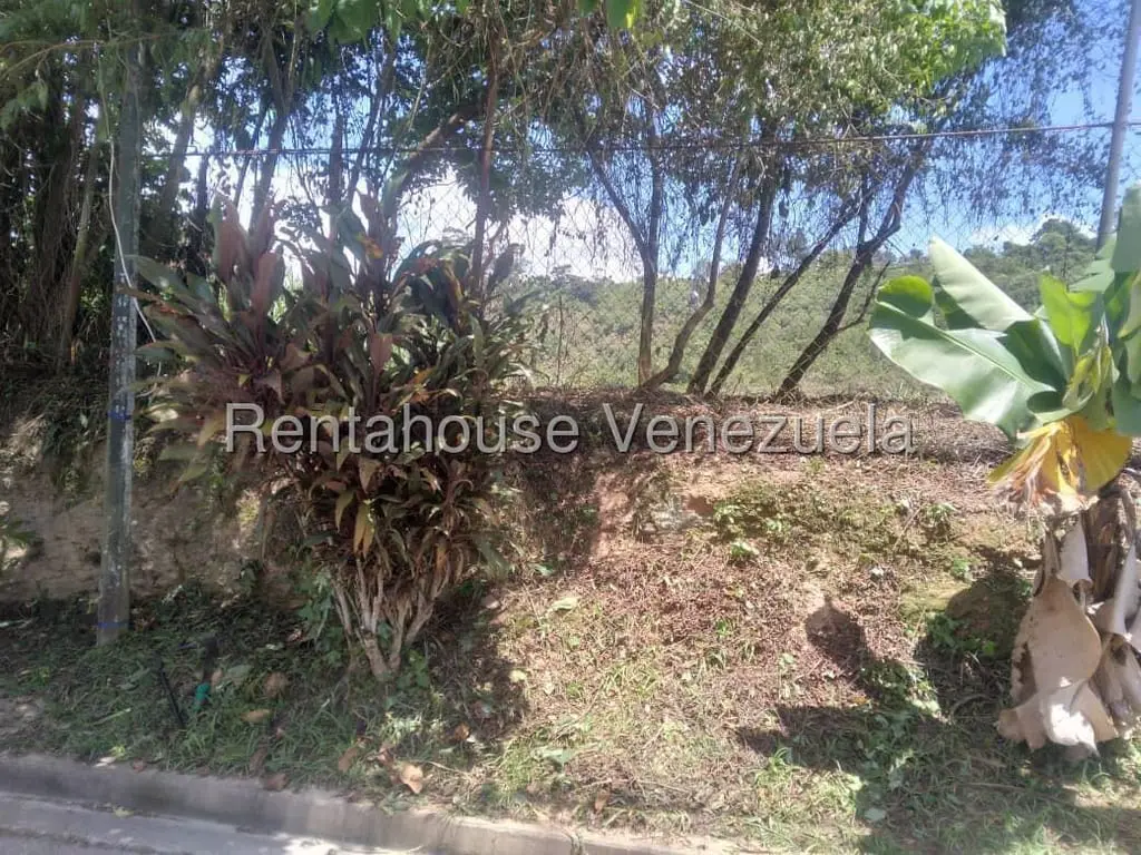 Terreno en San Antonio de Los Altos - 1