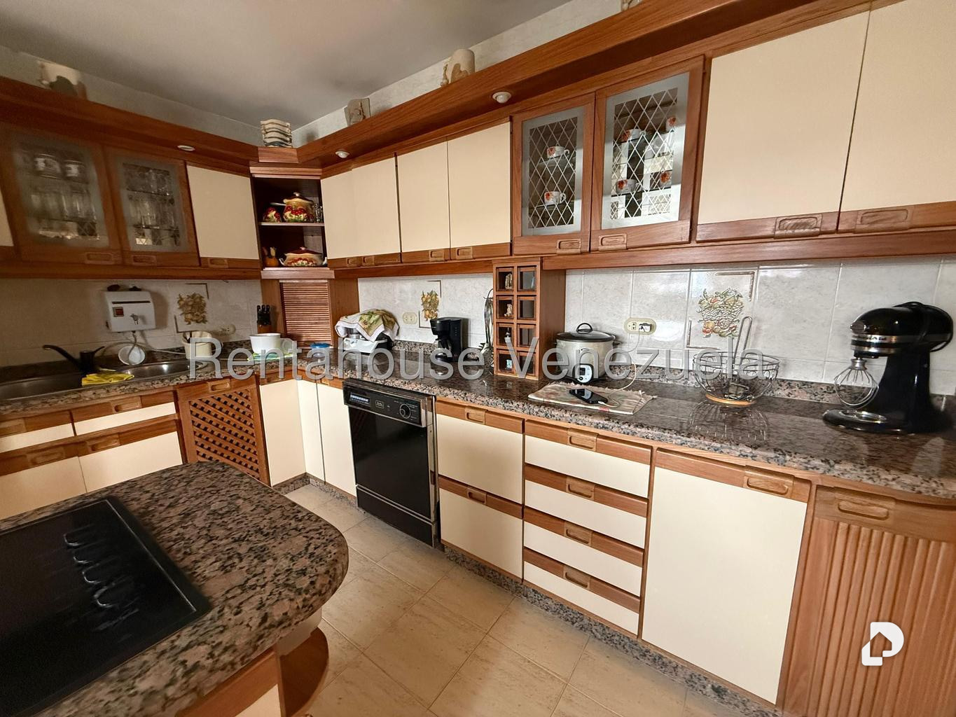 Apartamento en Terrazas del Ávila, Caracas – 14