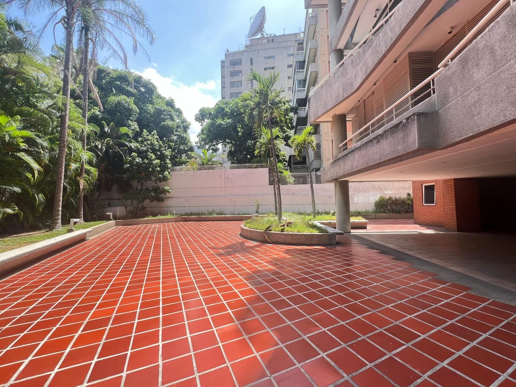 Apartamento en La Florida, Caracas - 1
