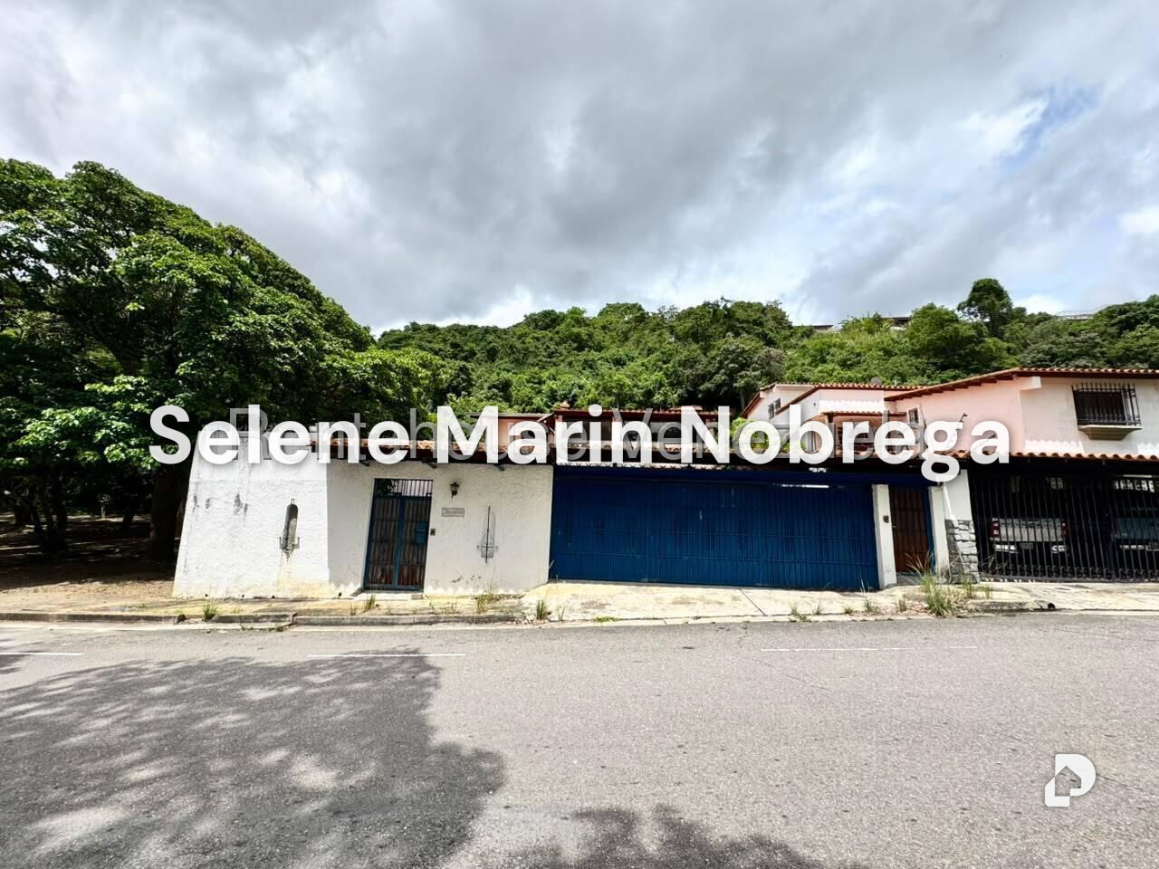 Casa en Santa Paula, Caracas – 2