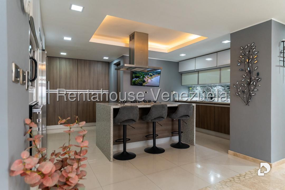 Apartamento en Los Naranjos (del Cafetal), Caracas – 13