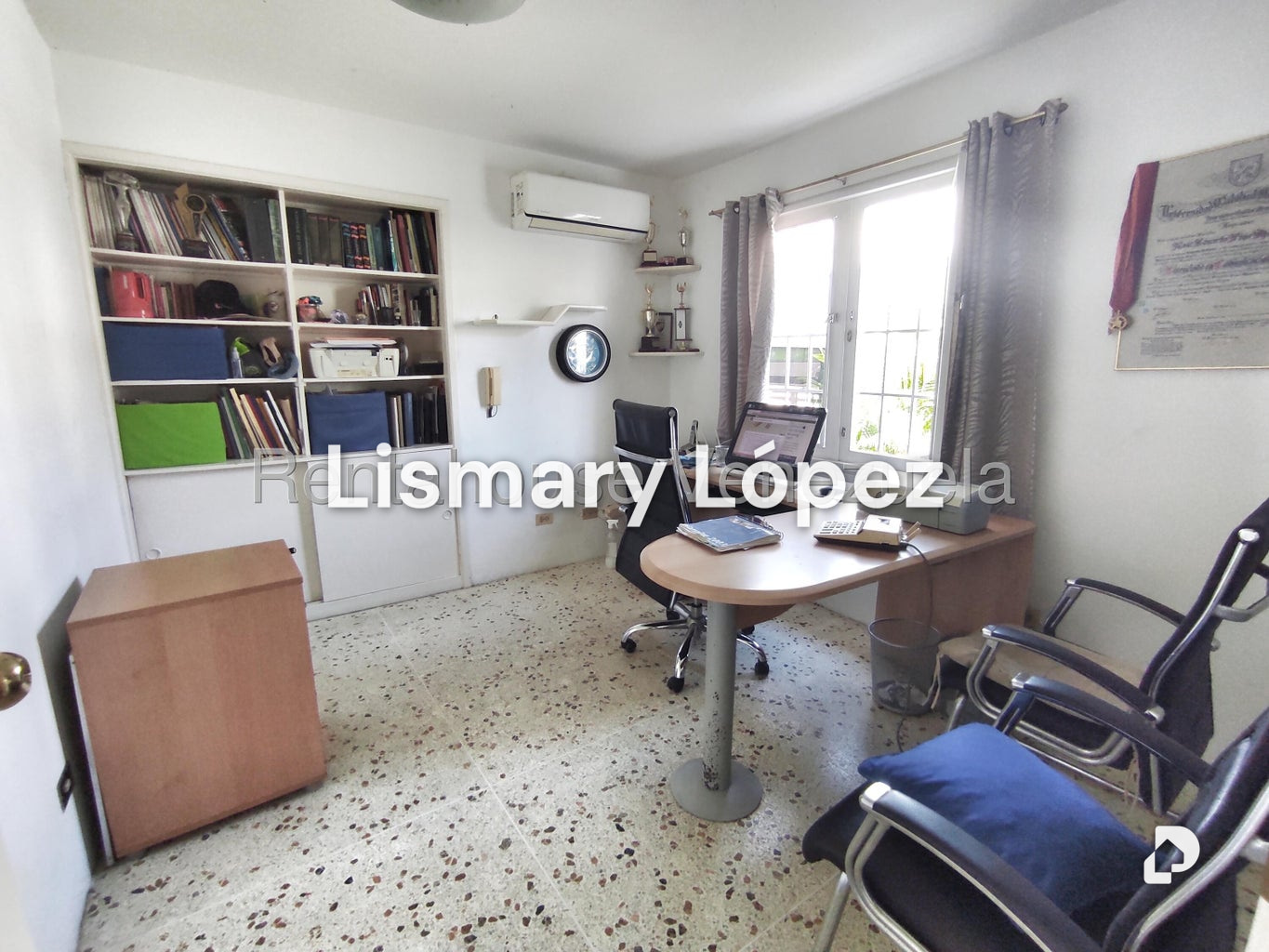 Casa en Santa Paula, Caracas – 16