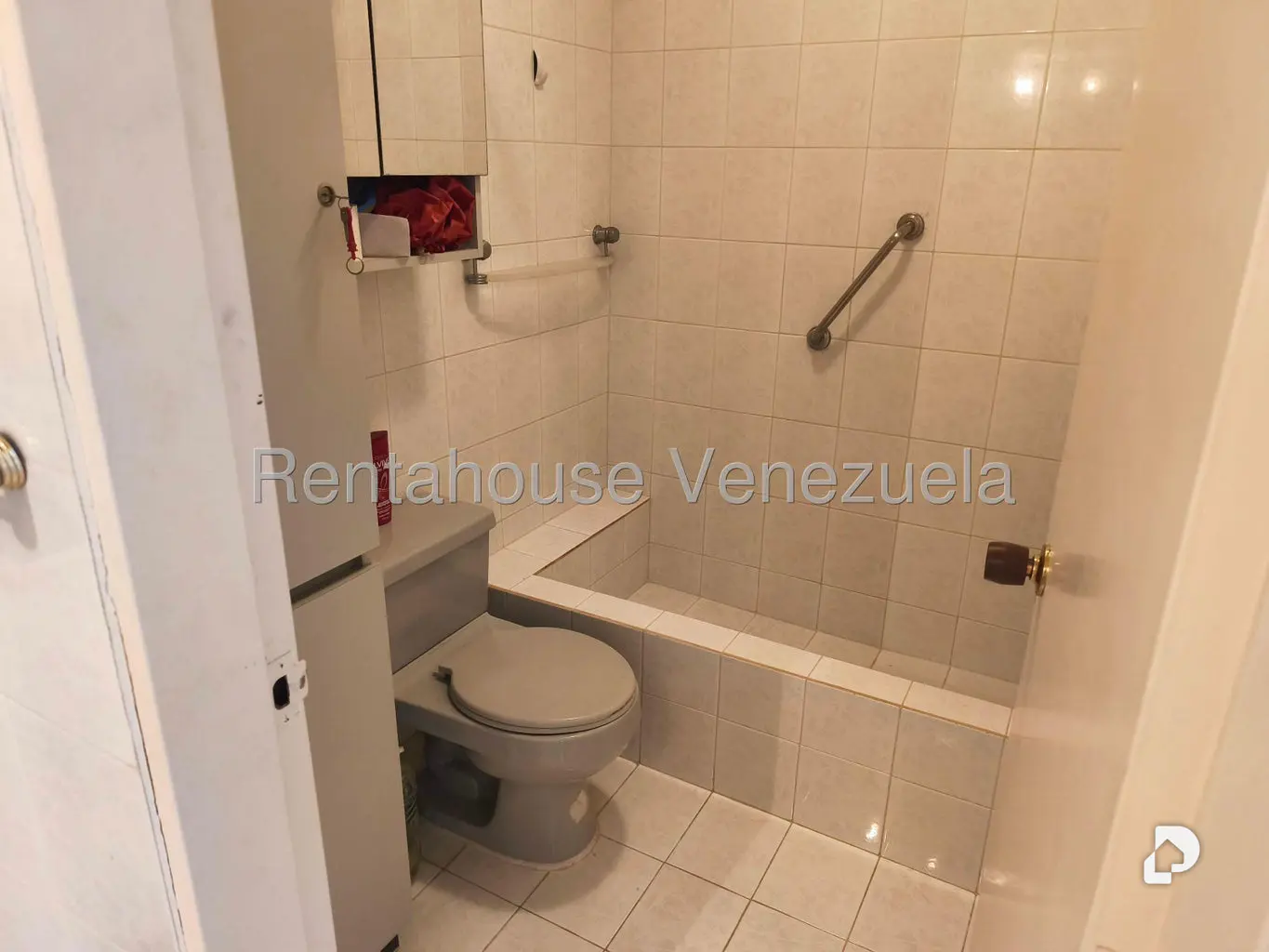 Apartamento en Los Naranjos (del Cafetal), Caracas – 10