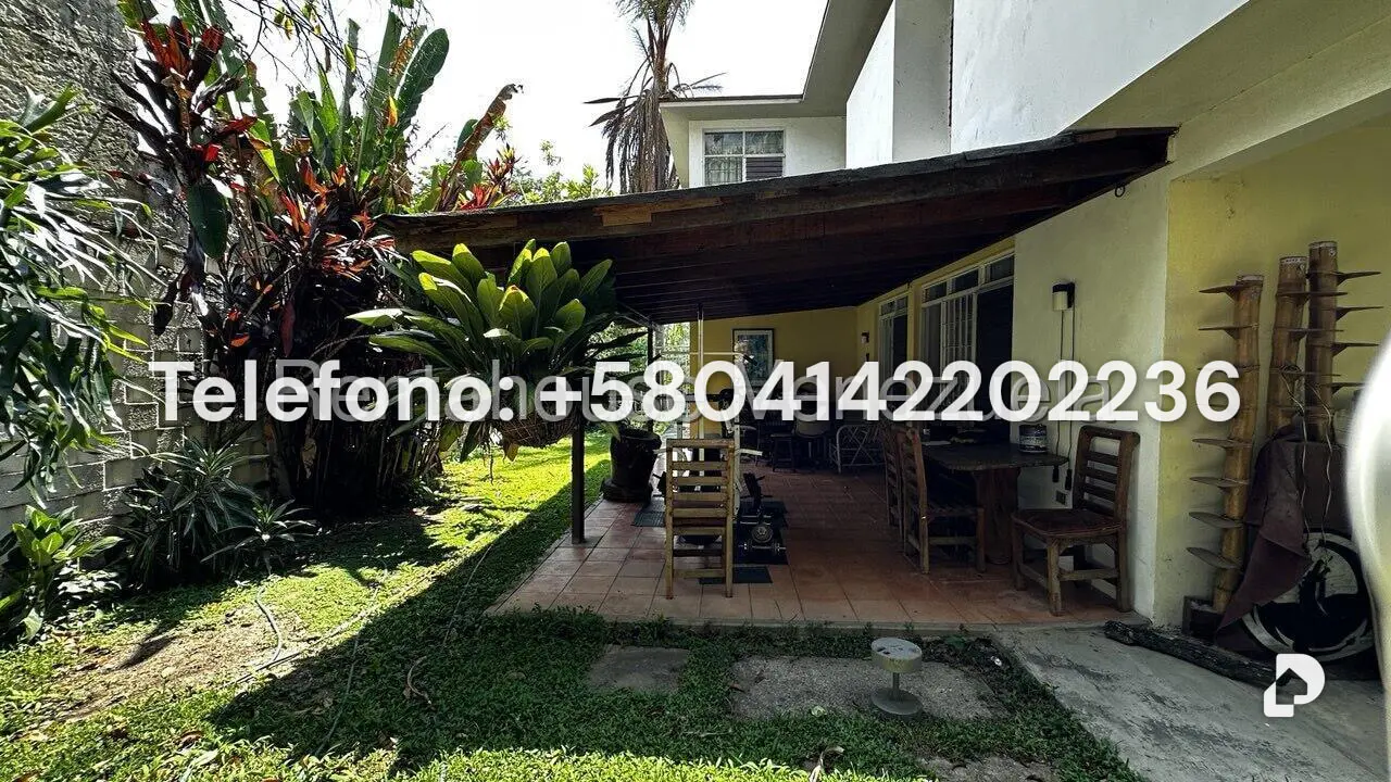 Casa en Prados del Este, Caracas – 26