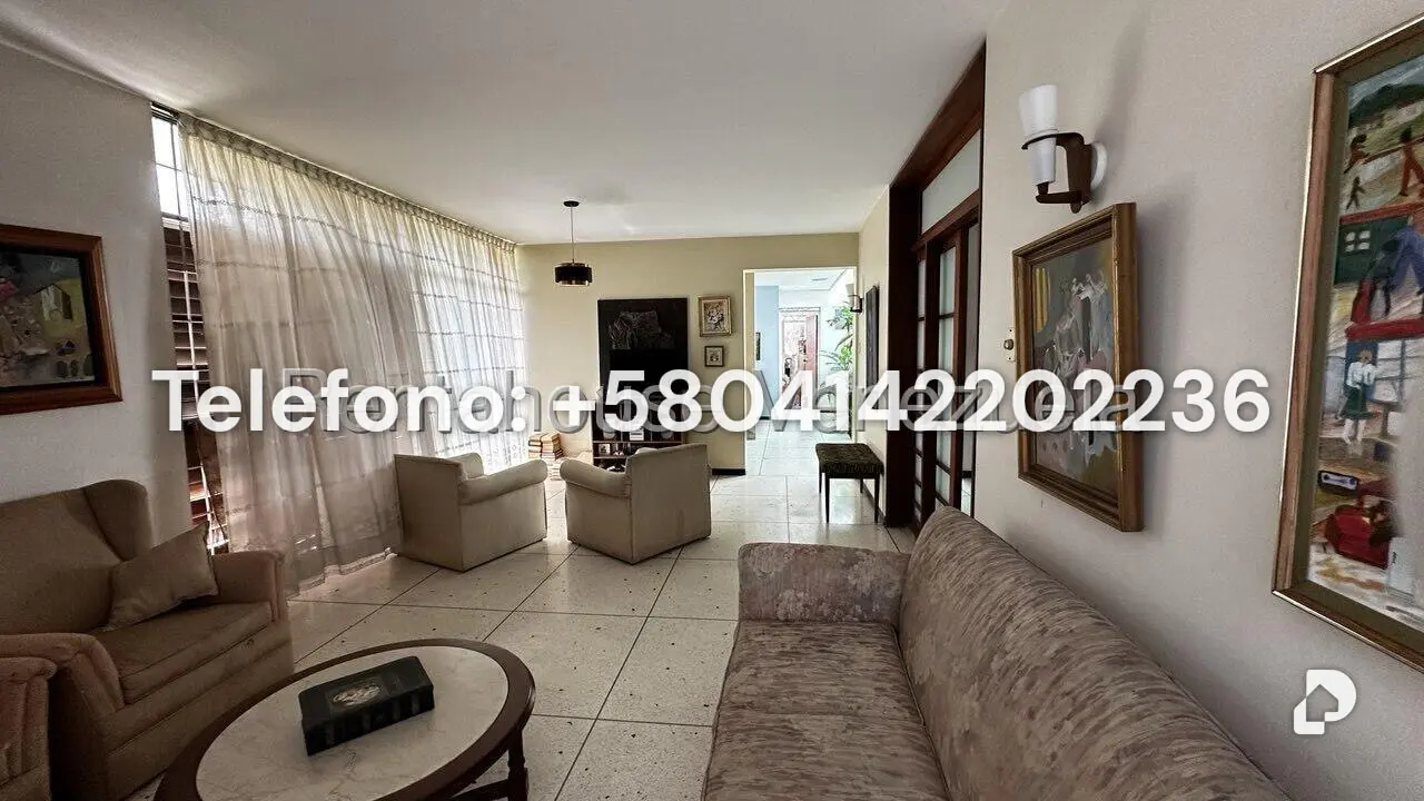 Casa en Prados del Este, Caracas – 12