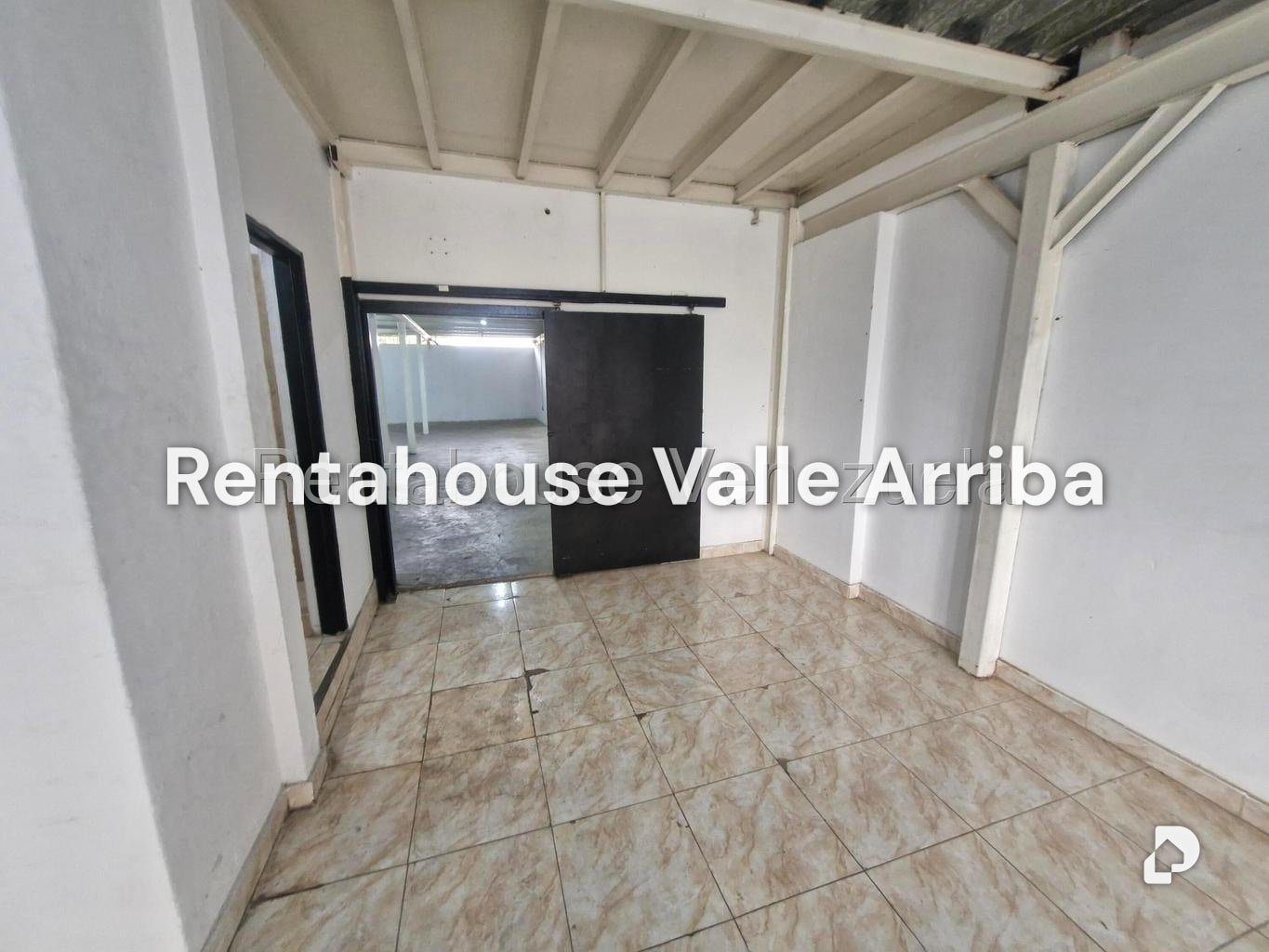 Local comercial en Maripérez, Caracas – 11
