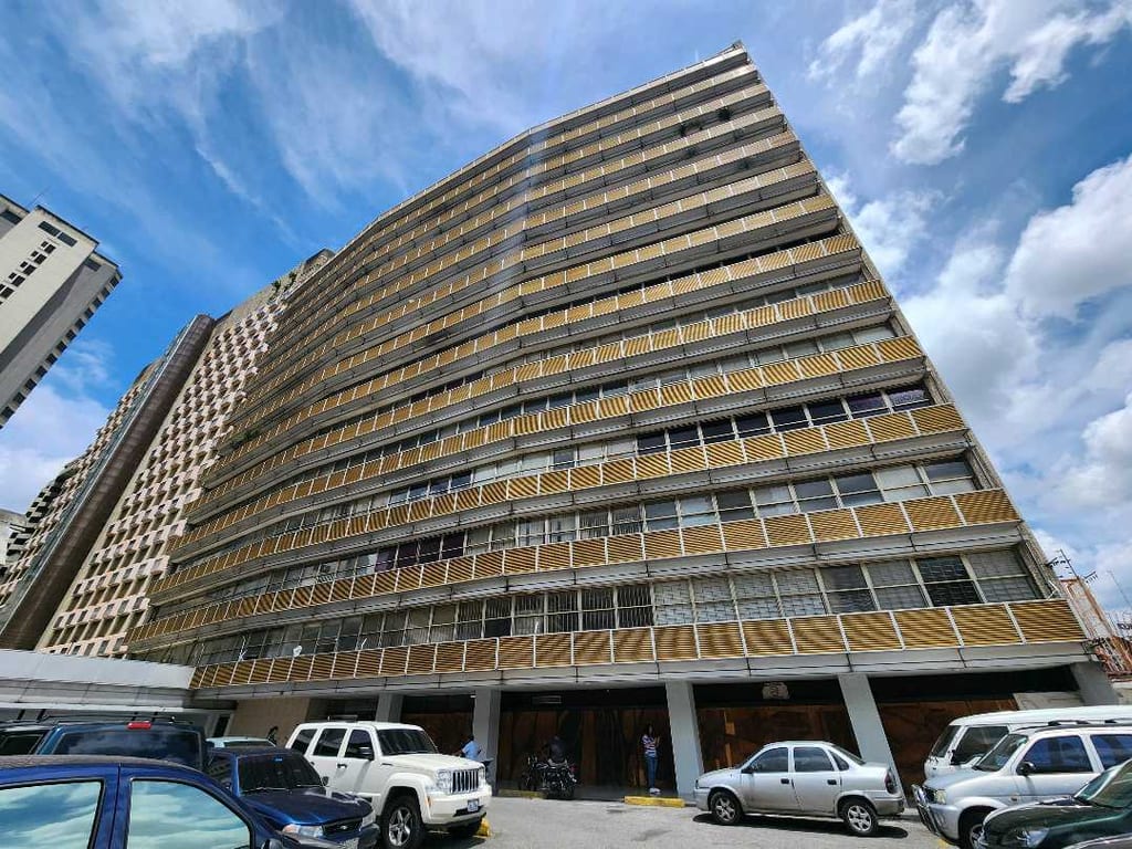 Oficina en El Recreo, Caracas - 1