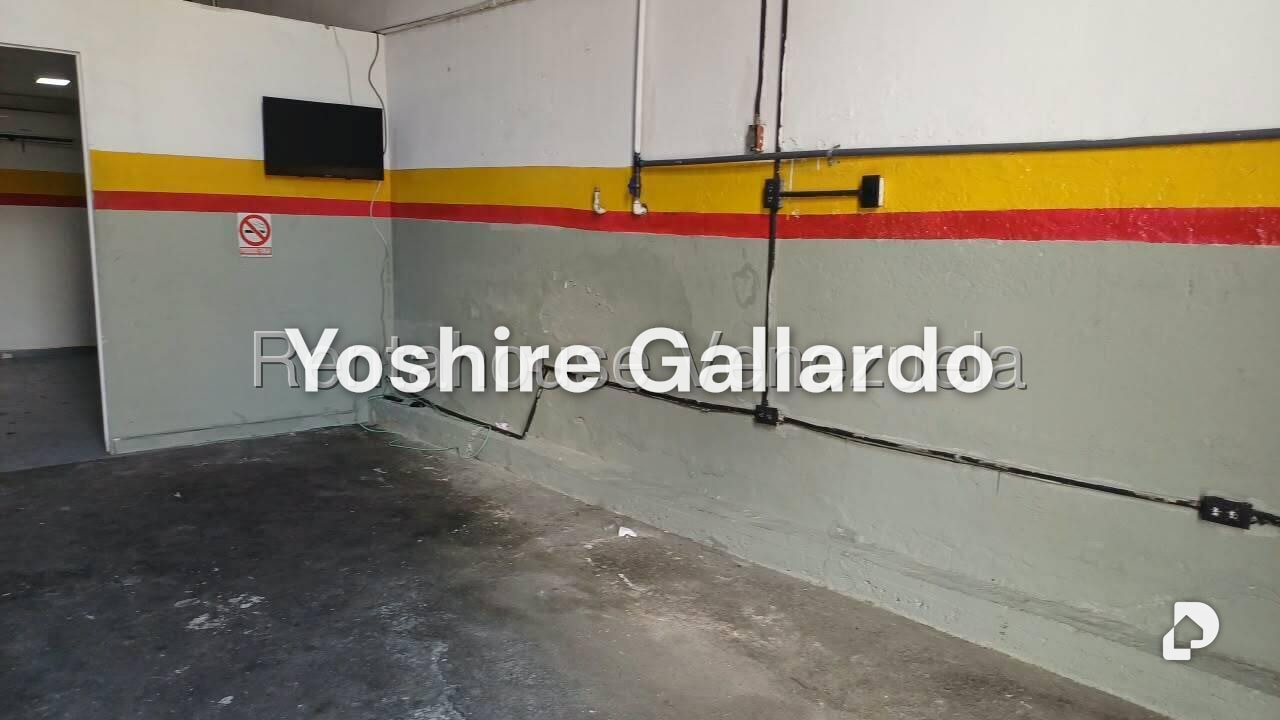 Local comercial en Bello Monte, Caracas – 4