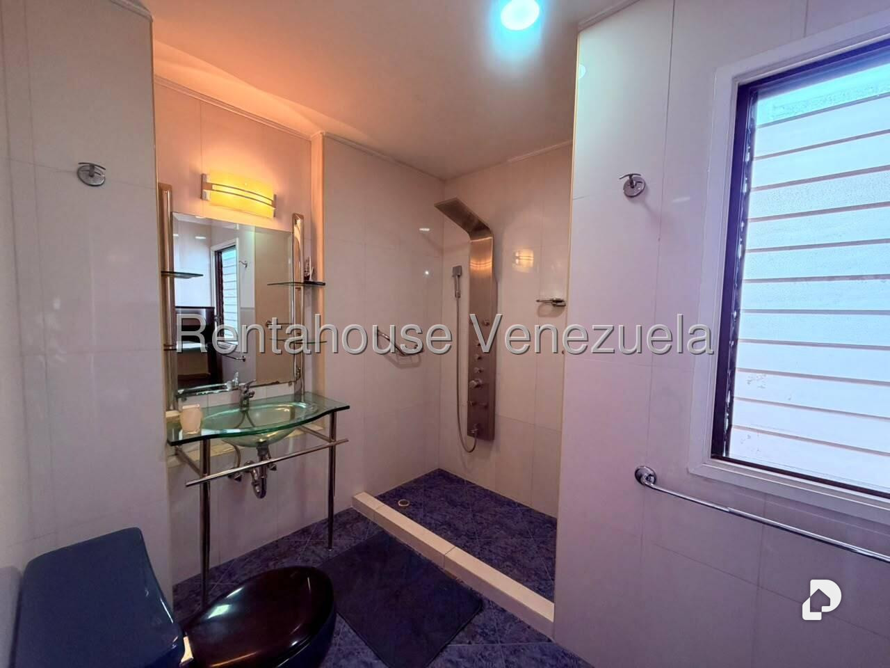 Apartamento en Los Dos Caminos, Caracas – 24