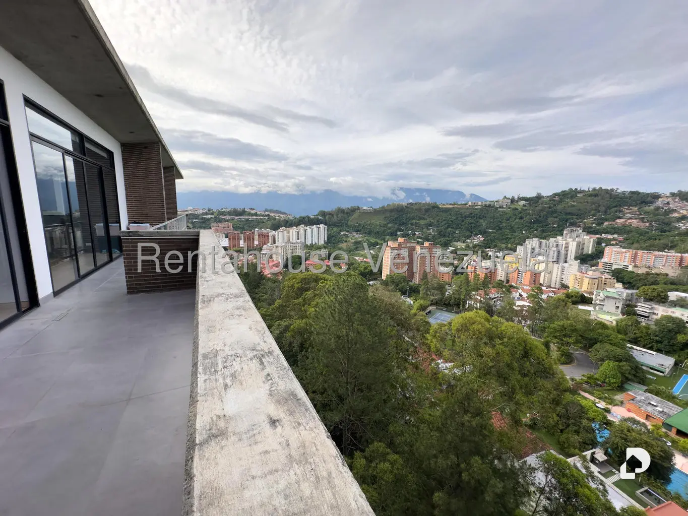 Apartamento en La Boyera, Caracas – 24