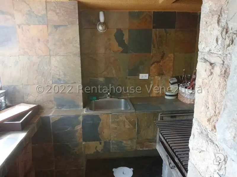 Apartamento en Santa Eduvigis, Caracas – 13