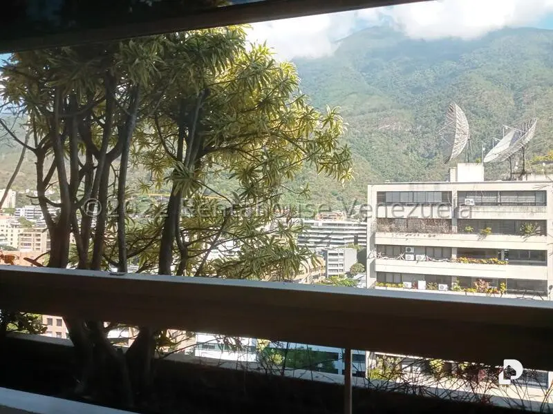 Apartamento en Santa Eduvigis, Caracas – 28