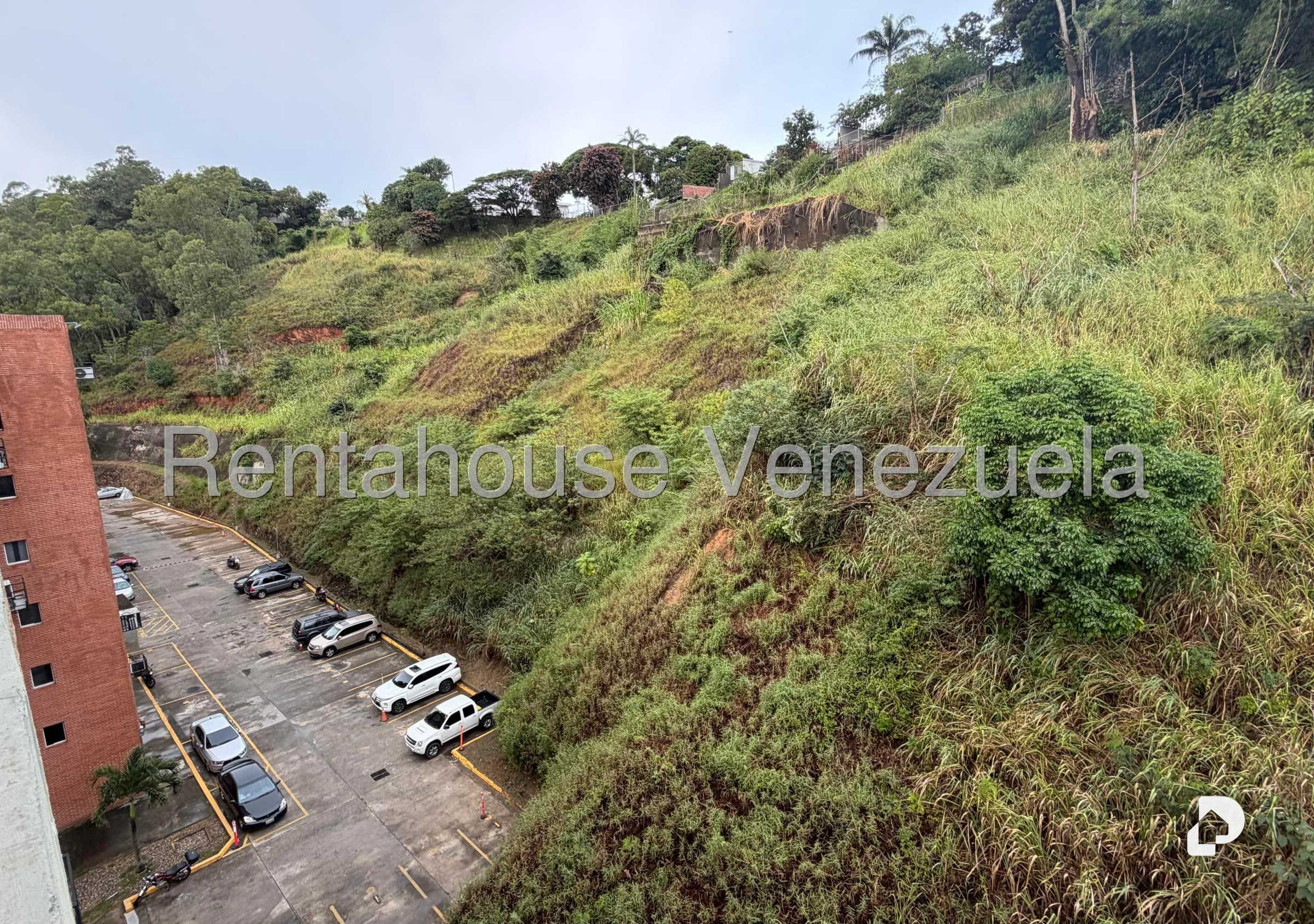 Apartamento en Los Naranjos Humboldt, Caracas – 9
