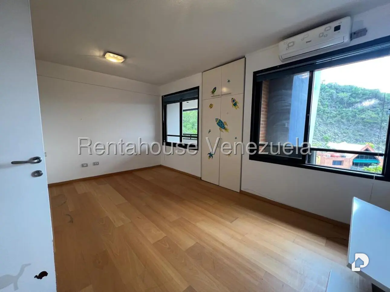 Apartamento en Lomas de La Alameda, Caracas – 14