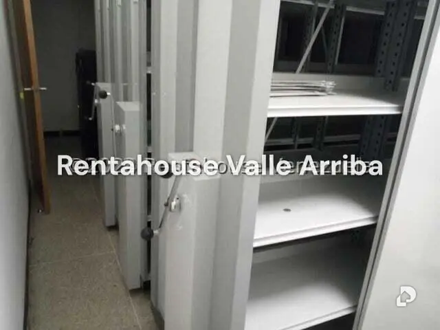 Local comercial en Parroquia La Candelaria, Caracas – 22