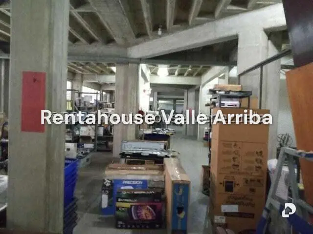 Local comercial en Parroquia La Candelaria, Caracas – 12