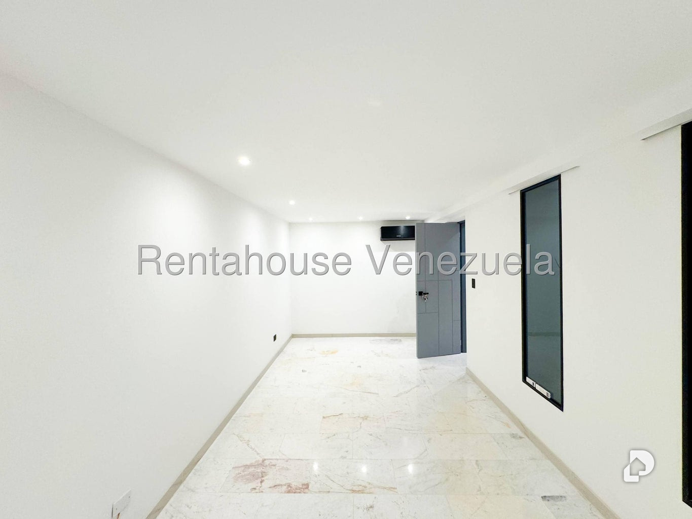 Casa en La Tahona, Caracas – 17