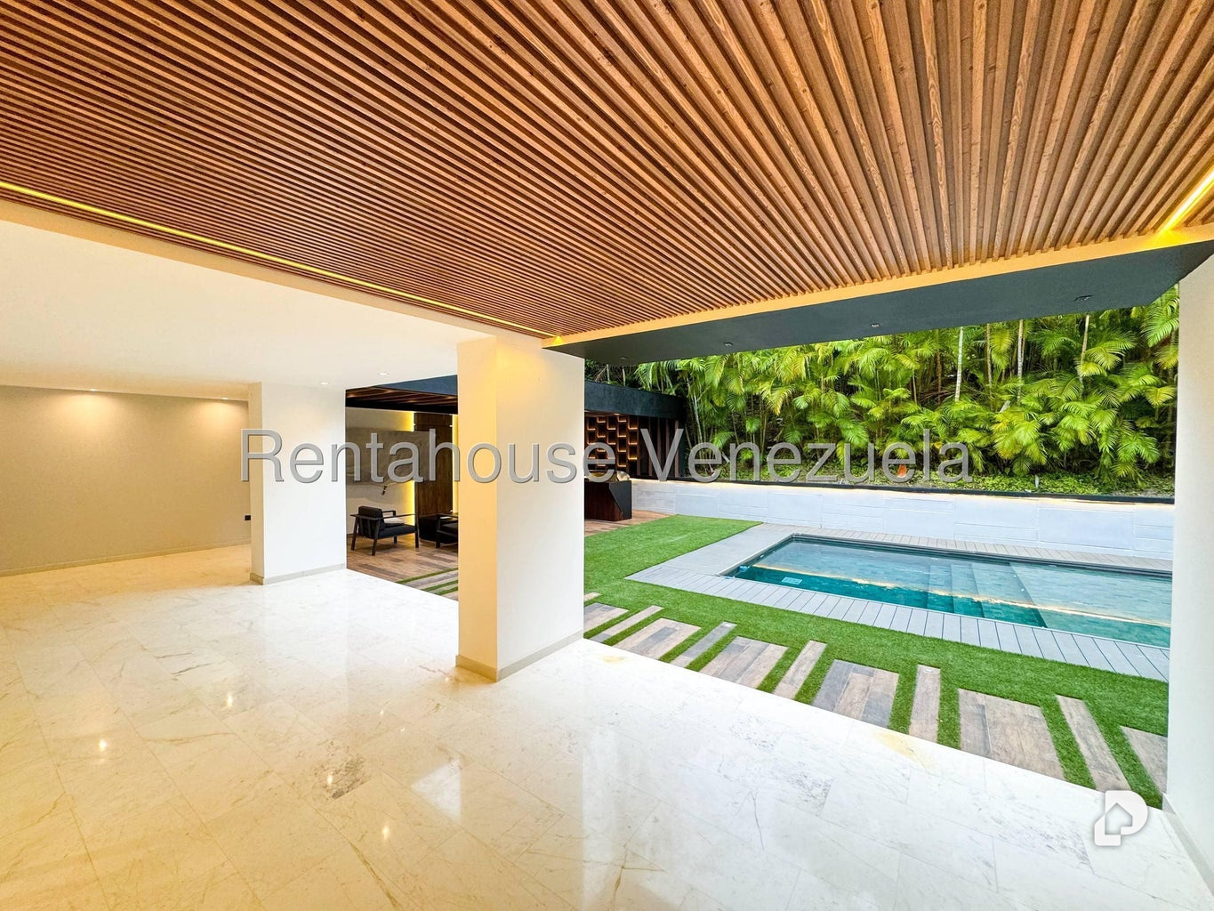Casa en La Tahona, Caracas – 29