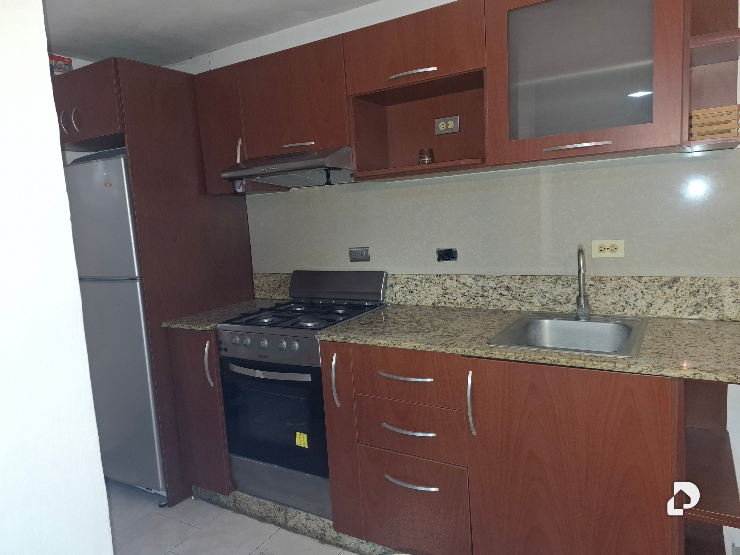 Apartamento en Paraparal, Los Guayos – 4