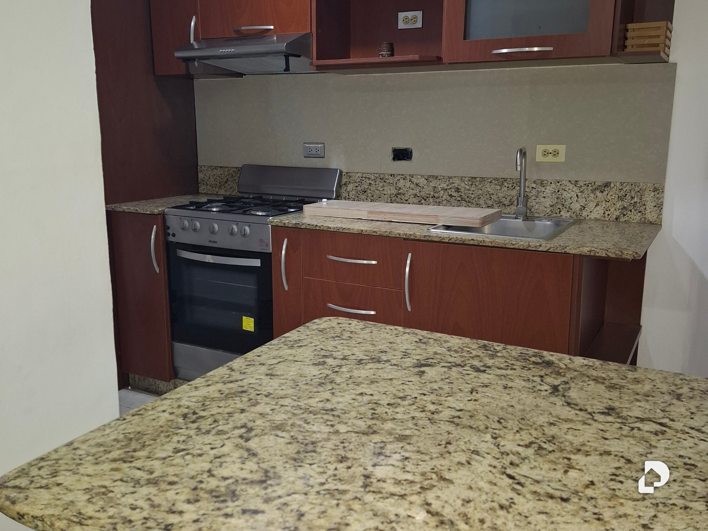 Apartamento en Paraparal, Los Guayos – 13