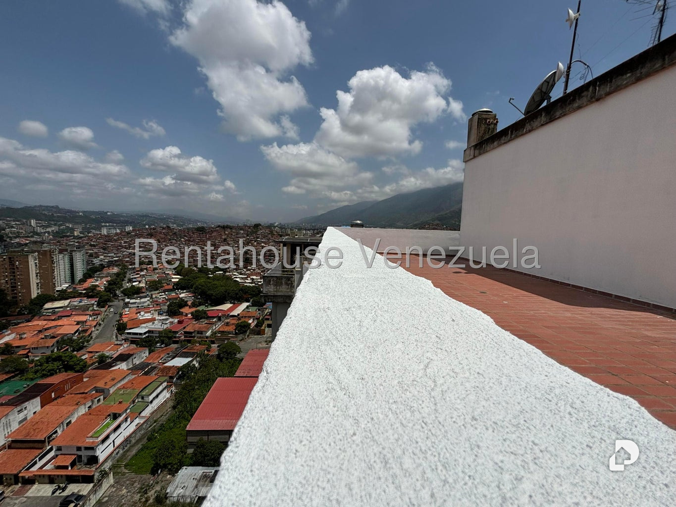 Apartamento en Lomas del Avila, Caracas
