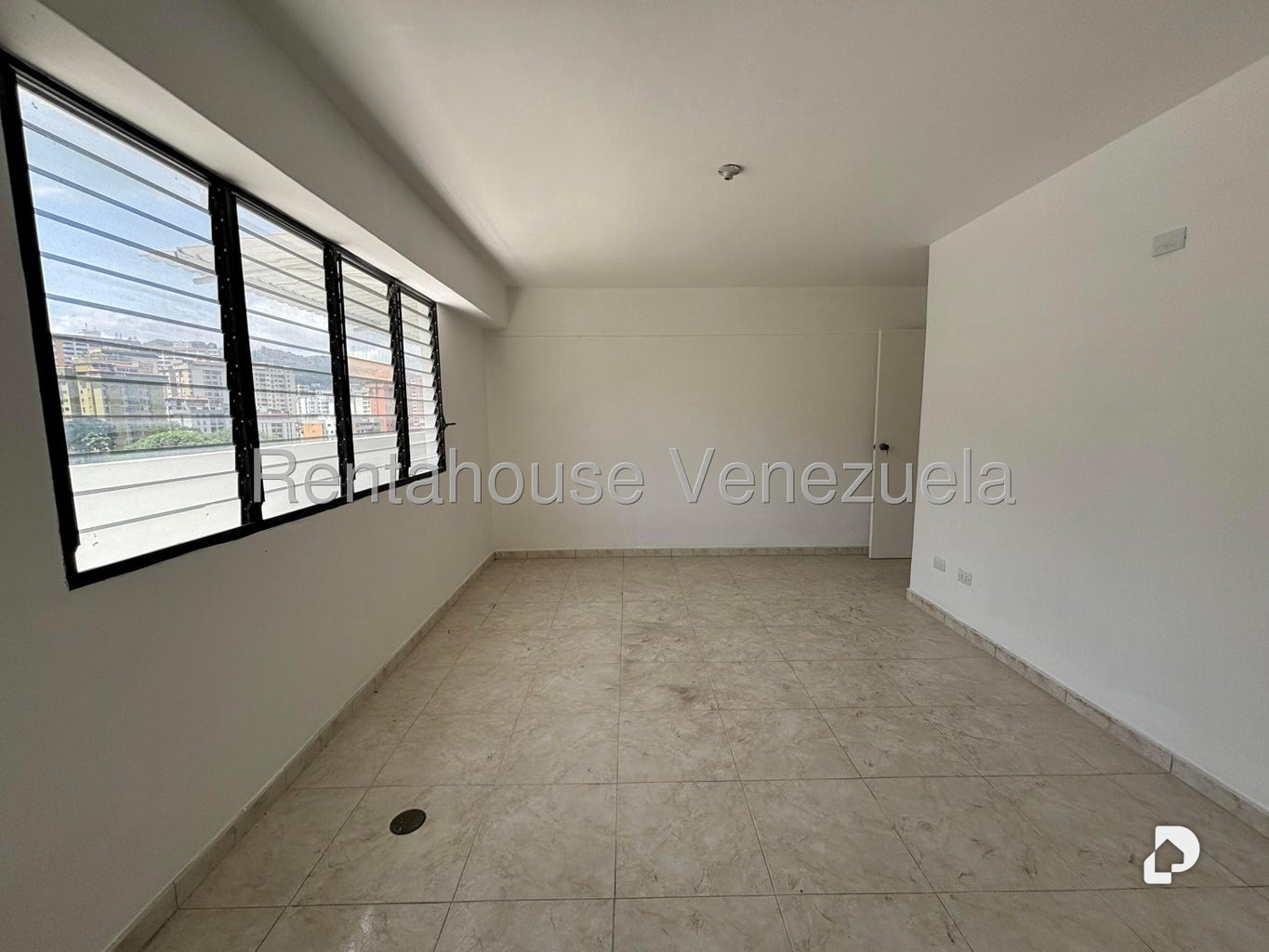 Apartamento en Lomas del Avila, Caracas