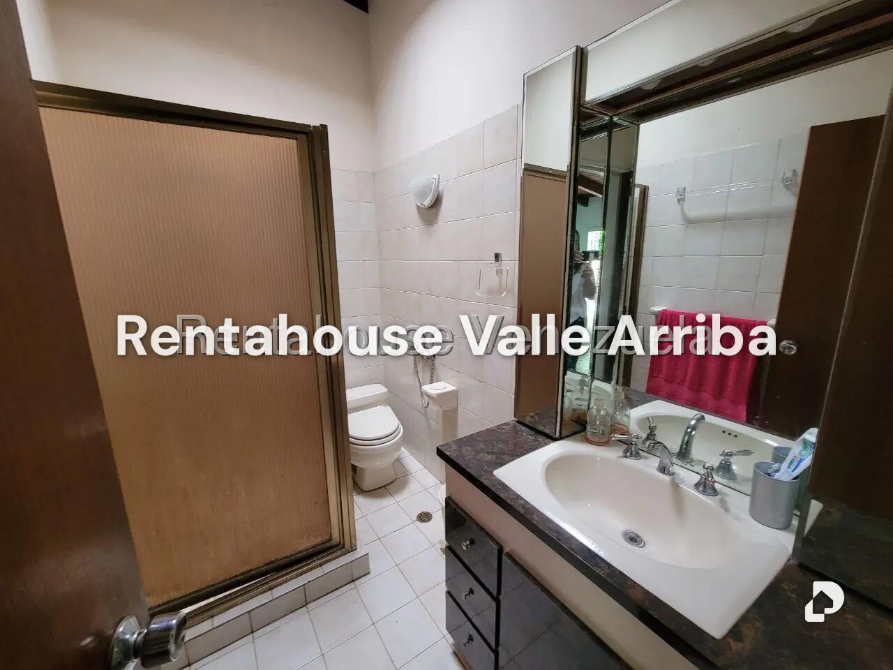 Casa en Colinas de Bello Monte, Caracas – 25