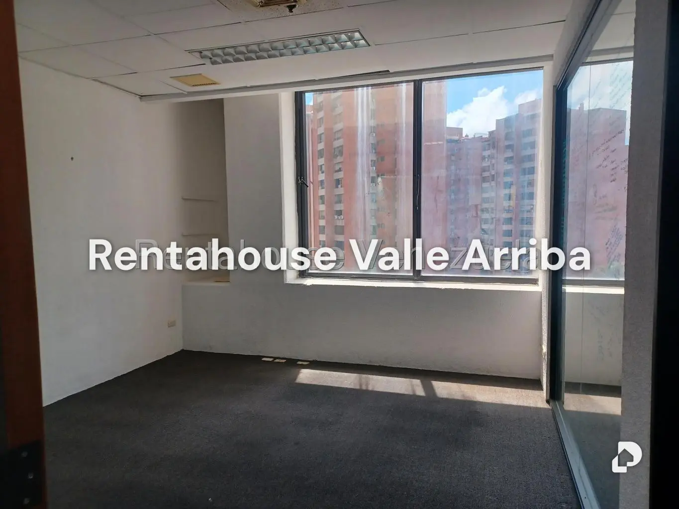 Oficina en Prados del Este, Caracas – 19