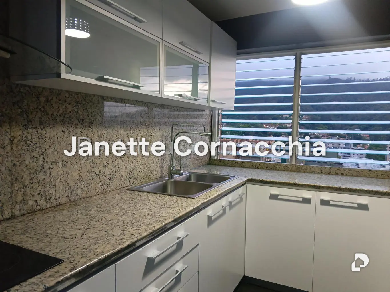 Apartamento en El Cigarral, Caracas – 11
