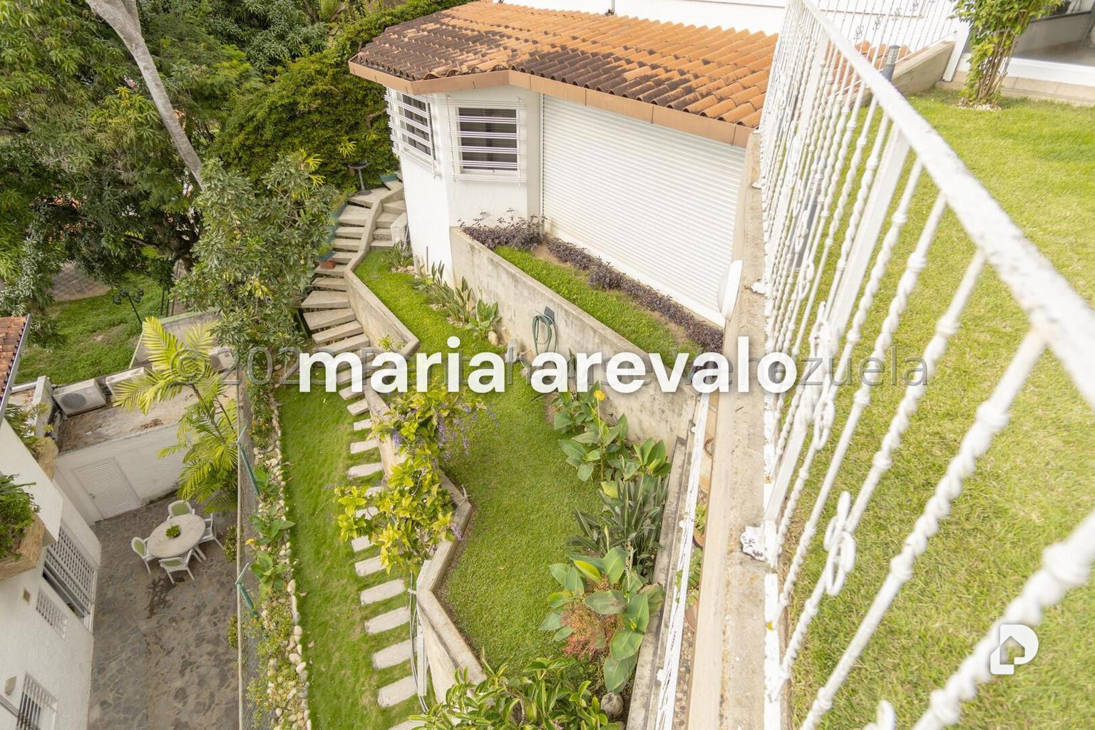 House in Colinas del Tamanaco, Caracas – 27