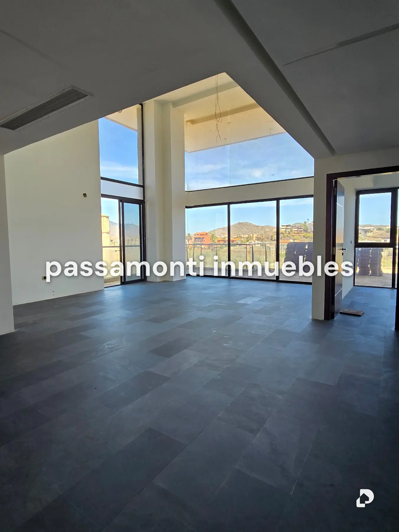 Apartamento en Puerto Moreno, Porlamar – 13