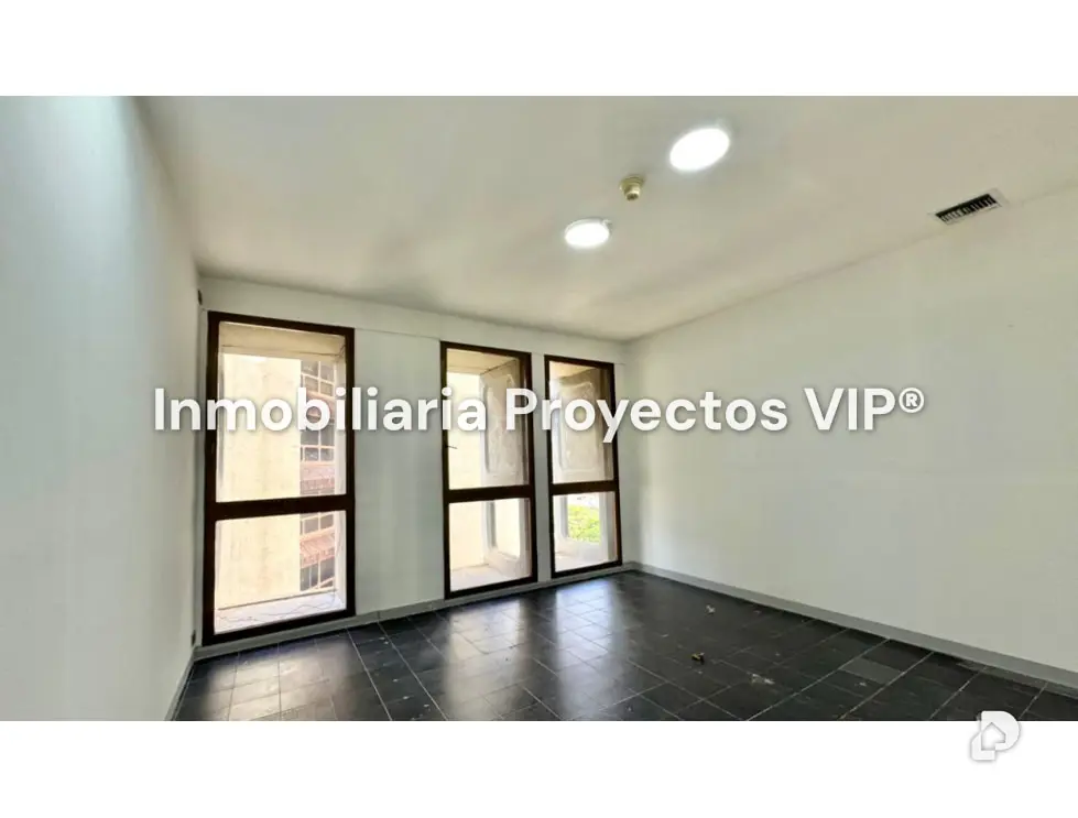 Oficina en Las Mercedes, Caracas – 7