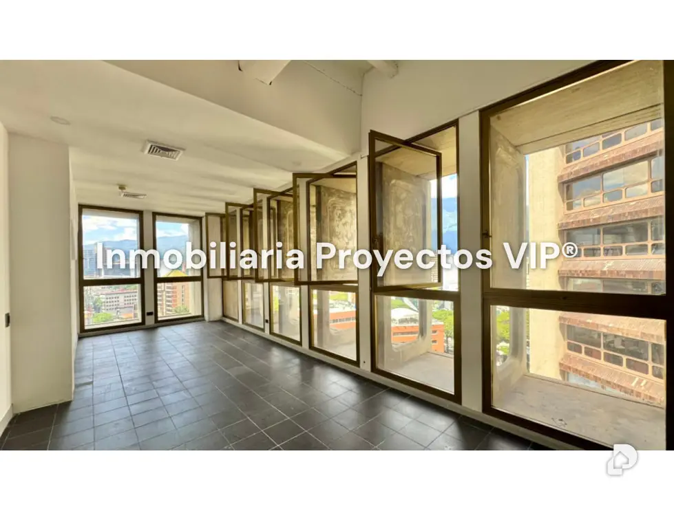 Oficina en Las Mercedes, Caracas – 8